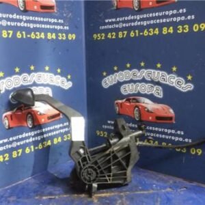 PEDAL EMBRAGUE