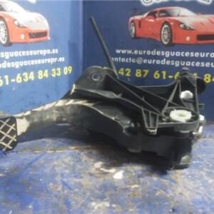 PEDAL EMBRAGUE