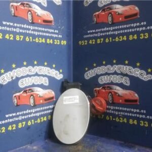TAPA EXTERIOR COMBUSTIBLE